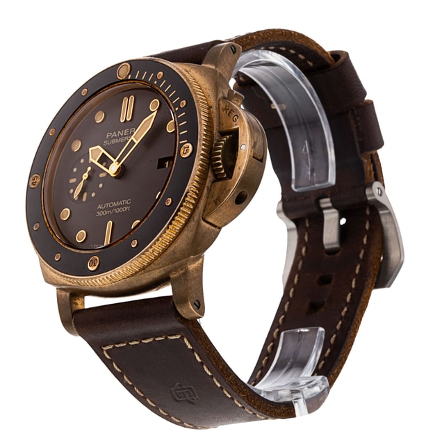 Panerai Submersible PAM00968 Image 2